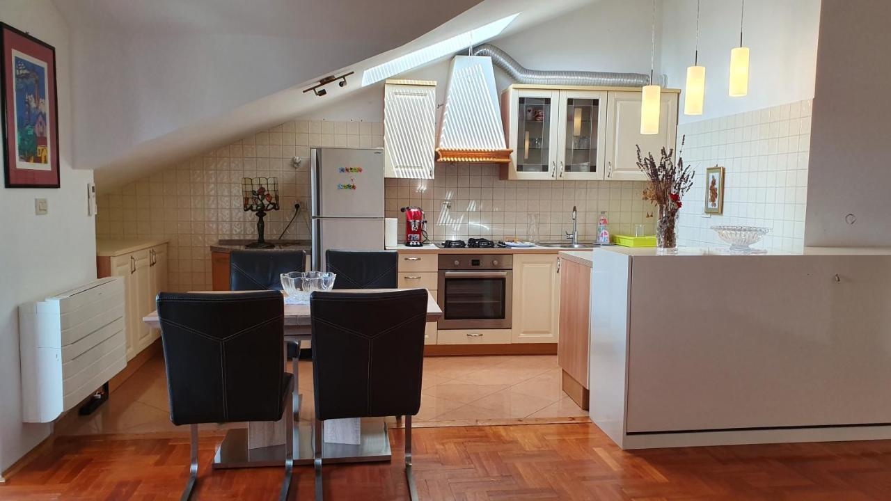 Apartments Magdalena Mali Losinj Bilik gambar